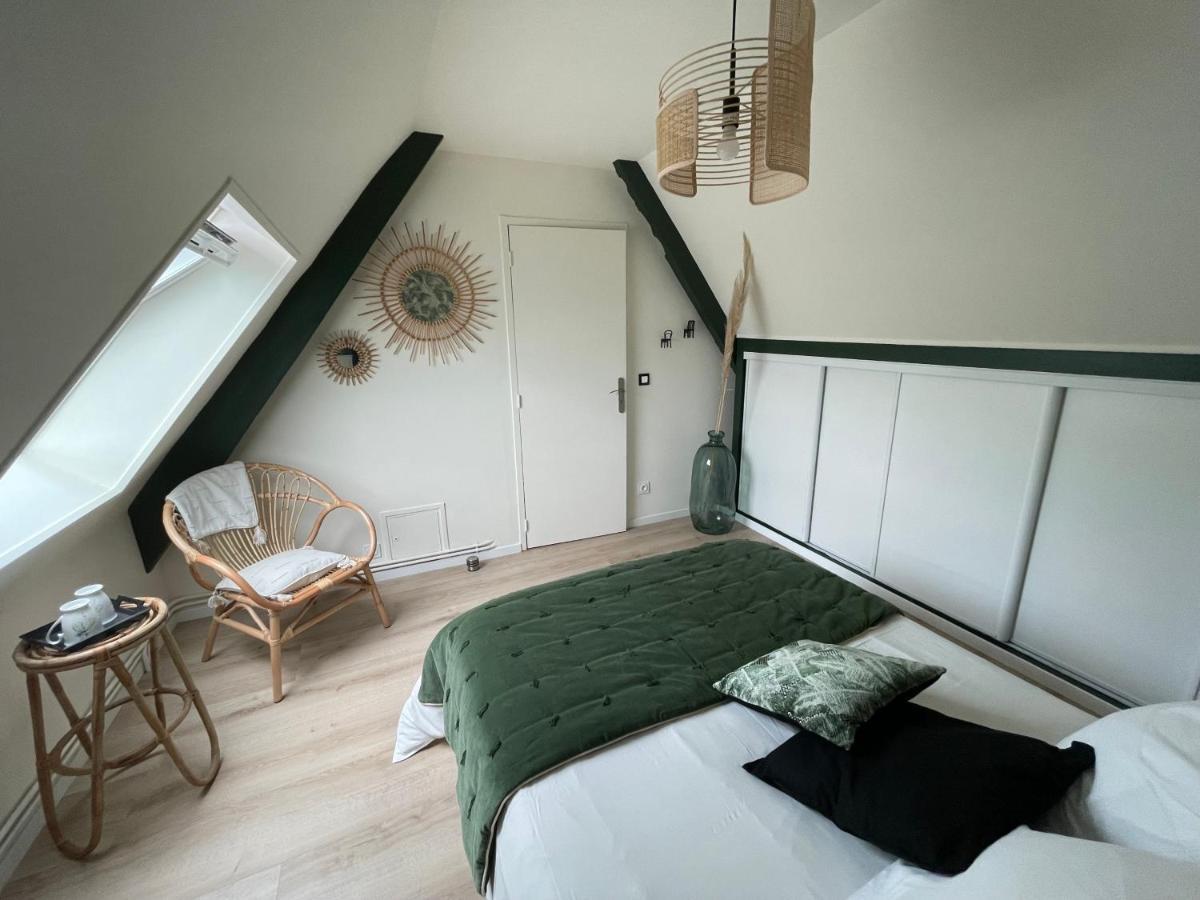 Le Doux Refuge Bed and Breakfast Esquay-sur-Seulles Eksteriør billede