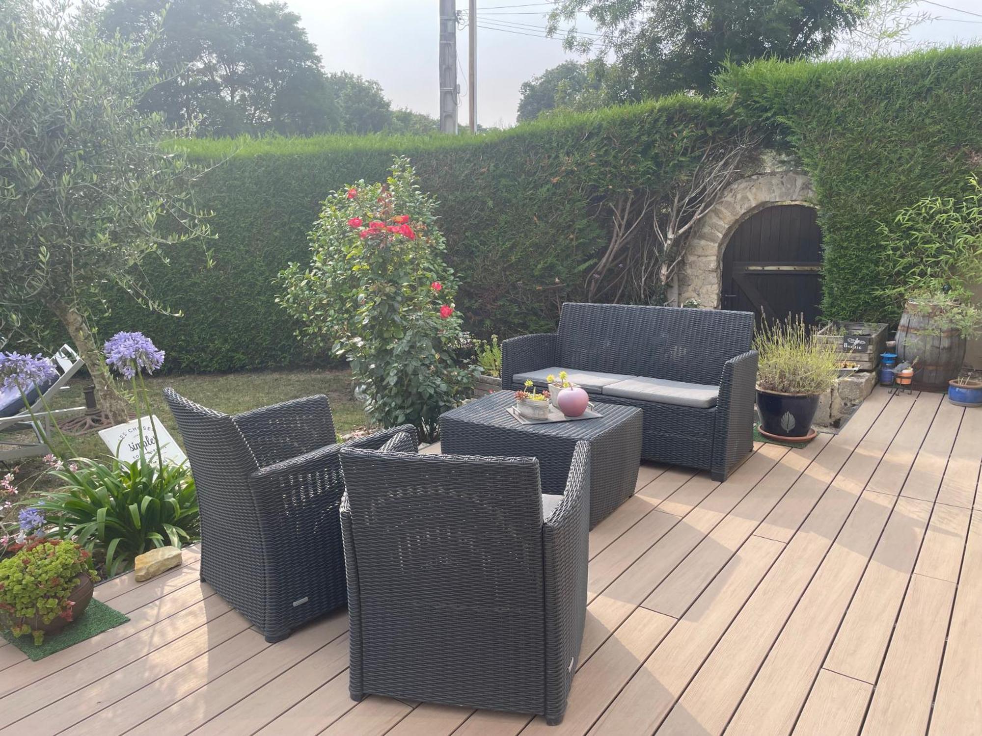 Le Doux Refuge Bed and Breakfast Esquay-sur-Seulles Eksteriør billede
